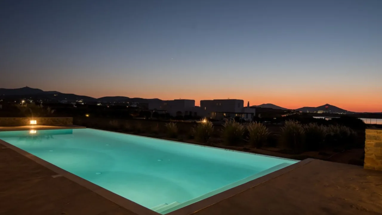 Cycladic Seafront Villa With Pool Terrace photo 5