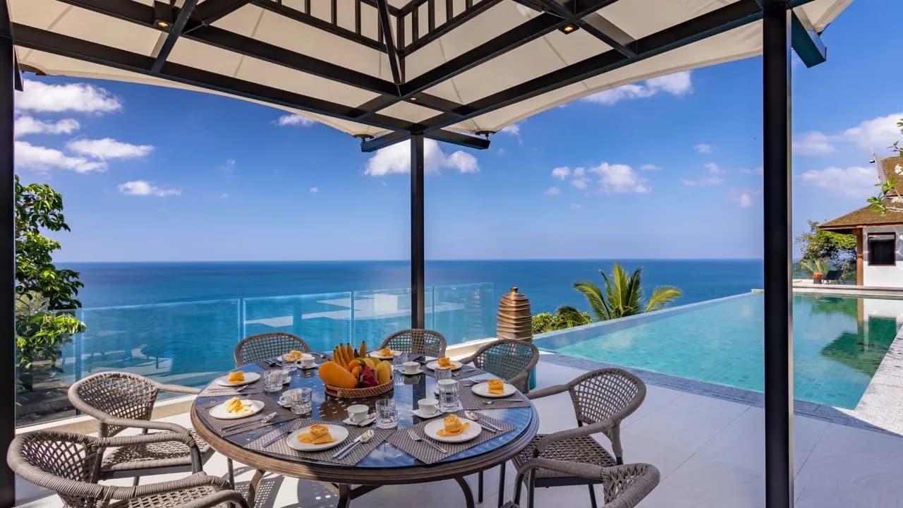 Luxurious Cliffside Villa With Infinity Pool photo 2