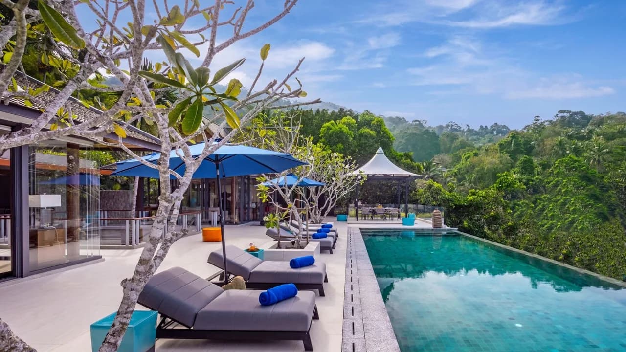 Luxurious Cliffside Villa With Infinity Pool photo 3