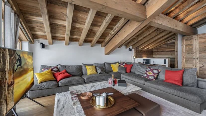 Spacious Chalet With Warm Fireplace Courchevel