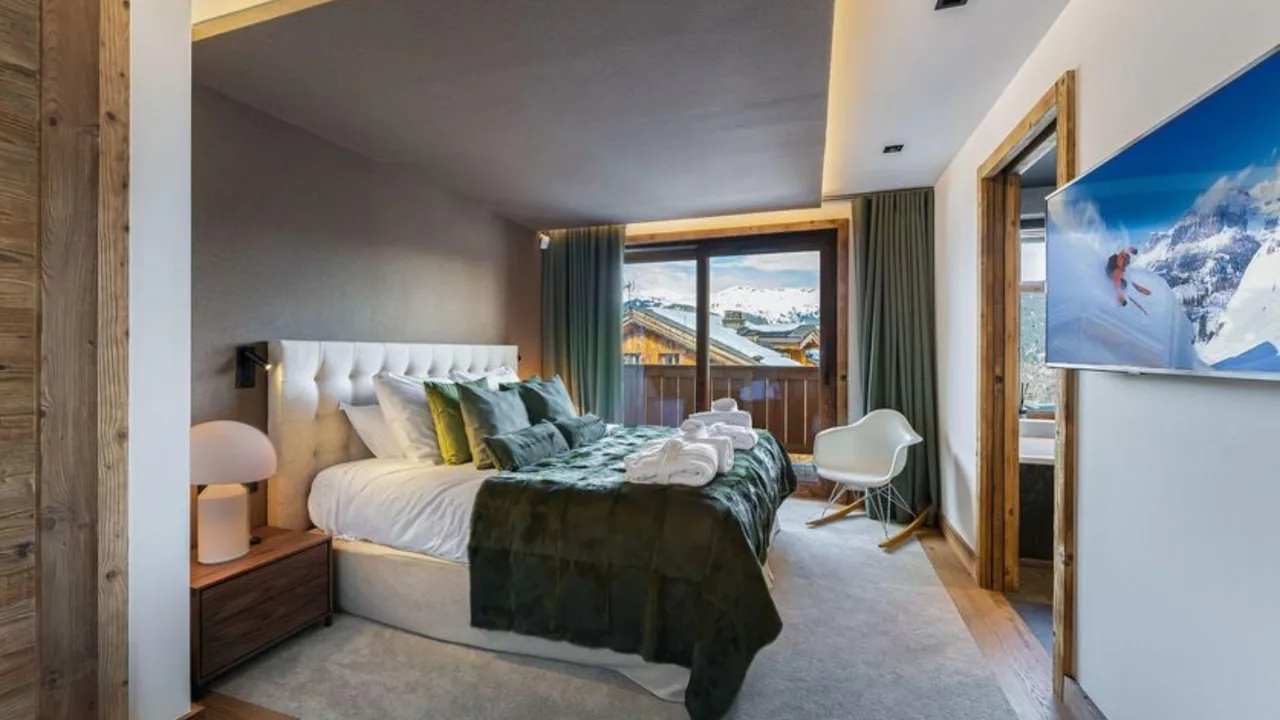 Spacious Chalet With Warm Fireplace Courchevel photo 2