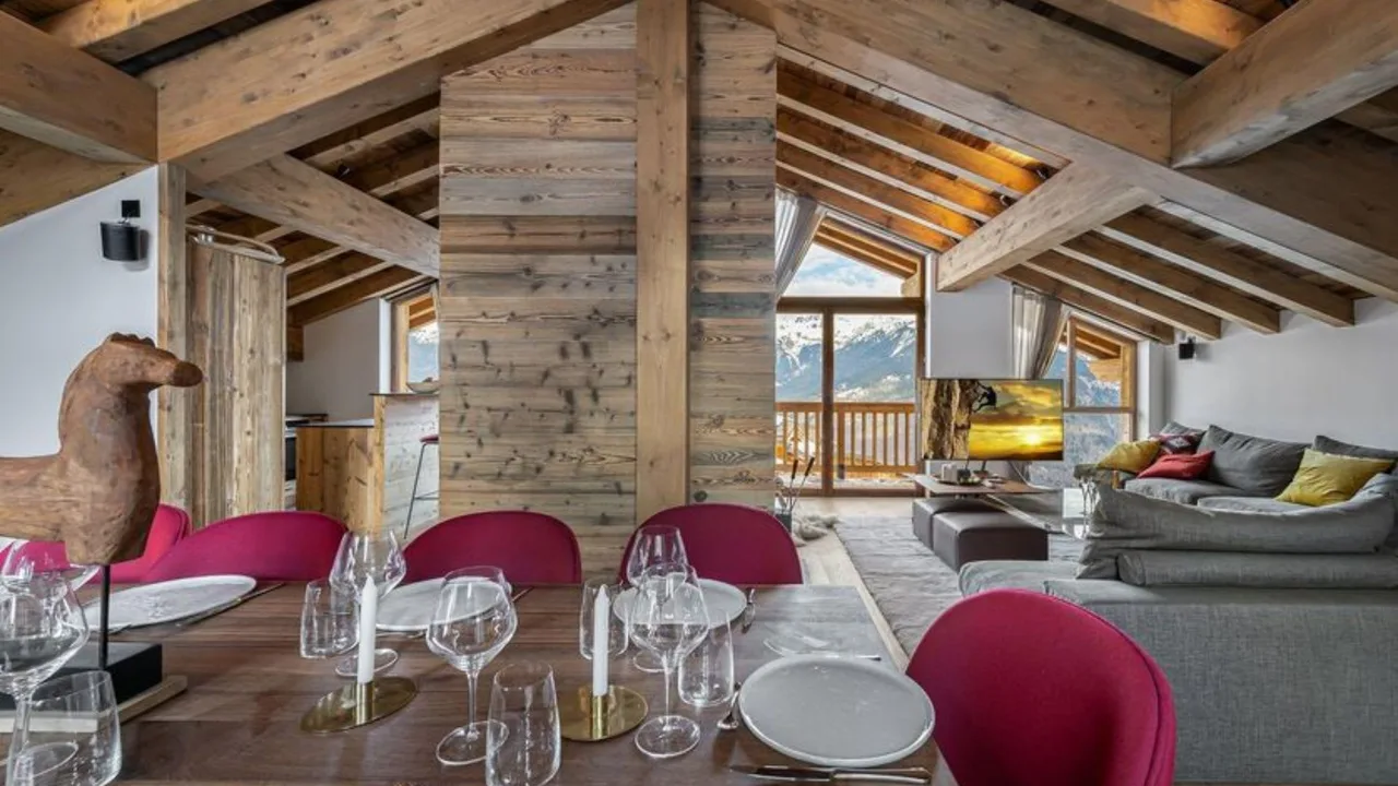 Spacious Chalet With Warm Fireplace Courchevel photo 5