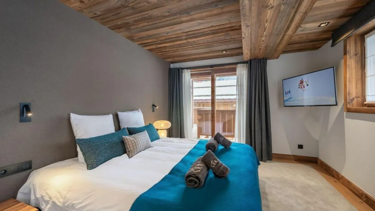 Upscale Courchevel Chalet With Grangettes Access photo 2