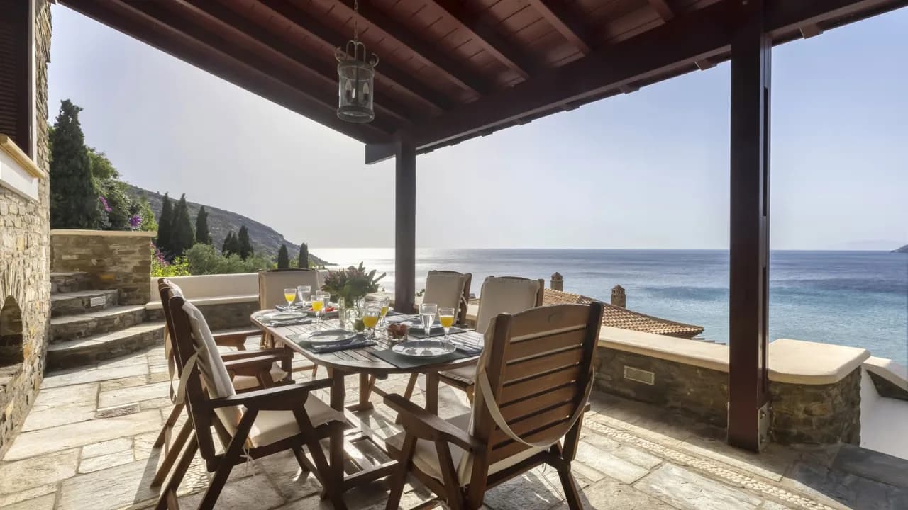 Stylish Andros Beach House Veranda Dreams photo 3