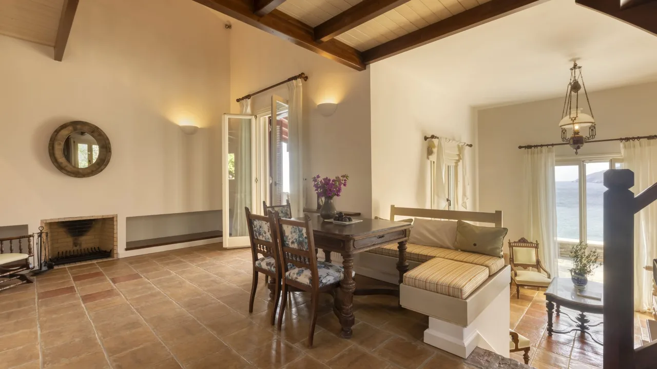 Stylish Andros Beach House Veranda Dreams photo 5