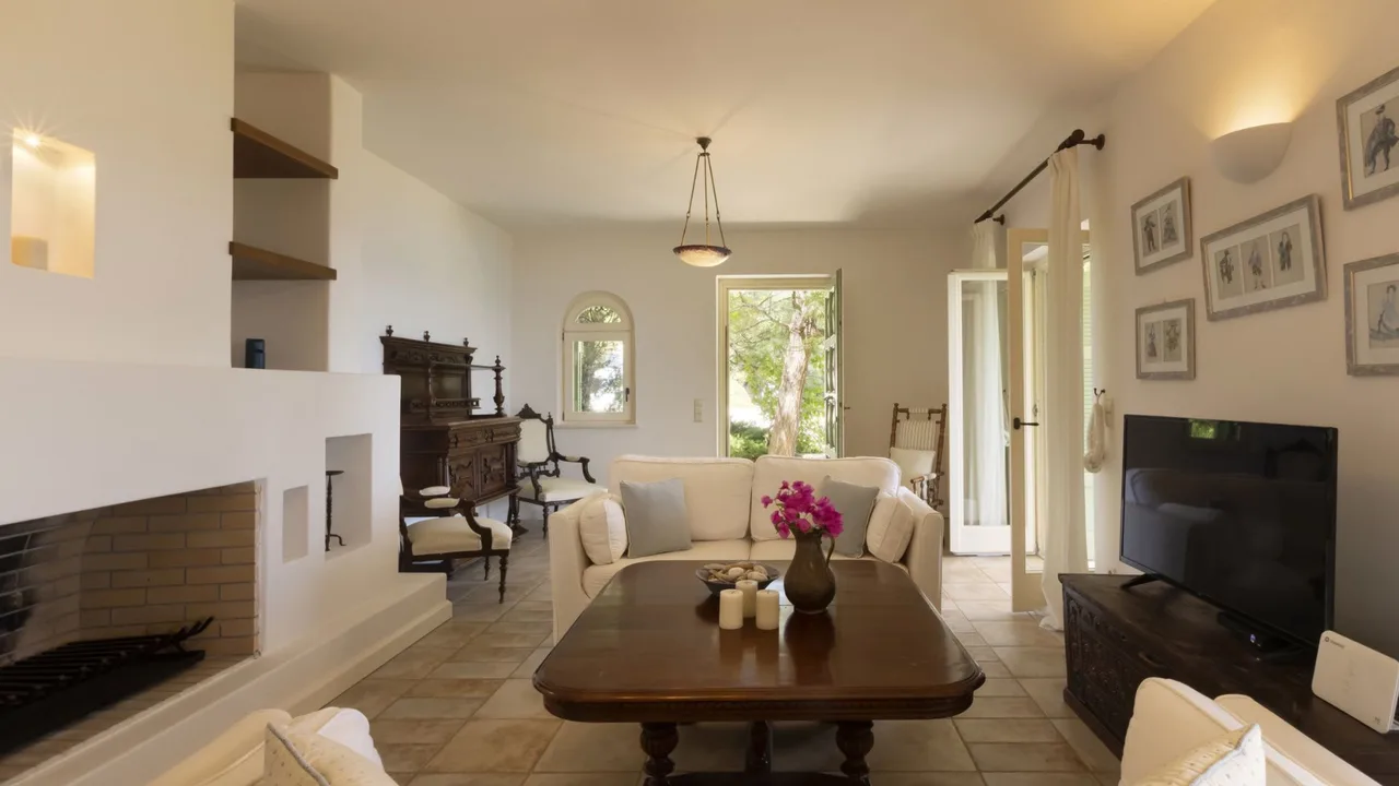 Charming Retreat Near Sandy Beach and Nature photo 4