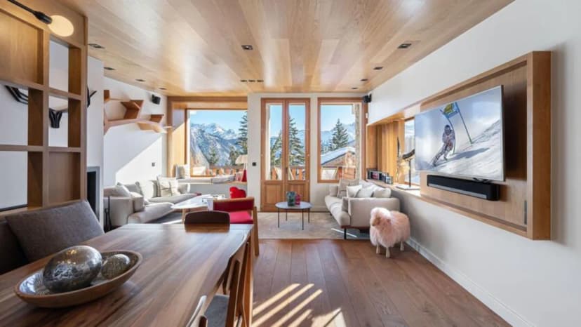 Renovated Triplex in Courchevel 1850
