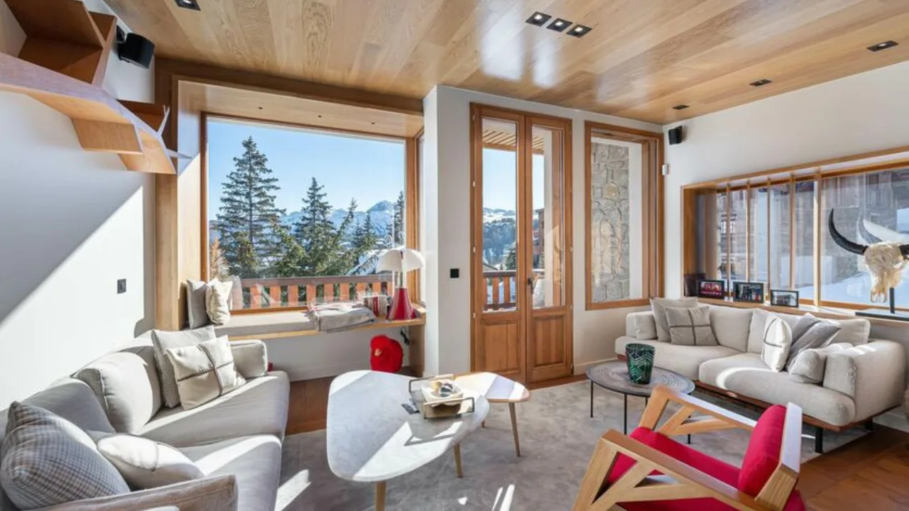 Renovated Triplex in Courchevel 1850 photo 4