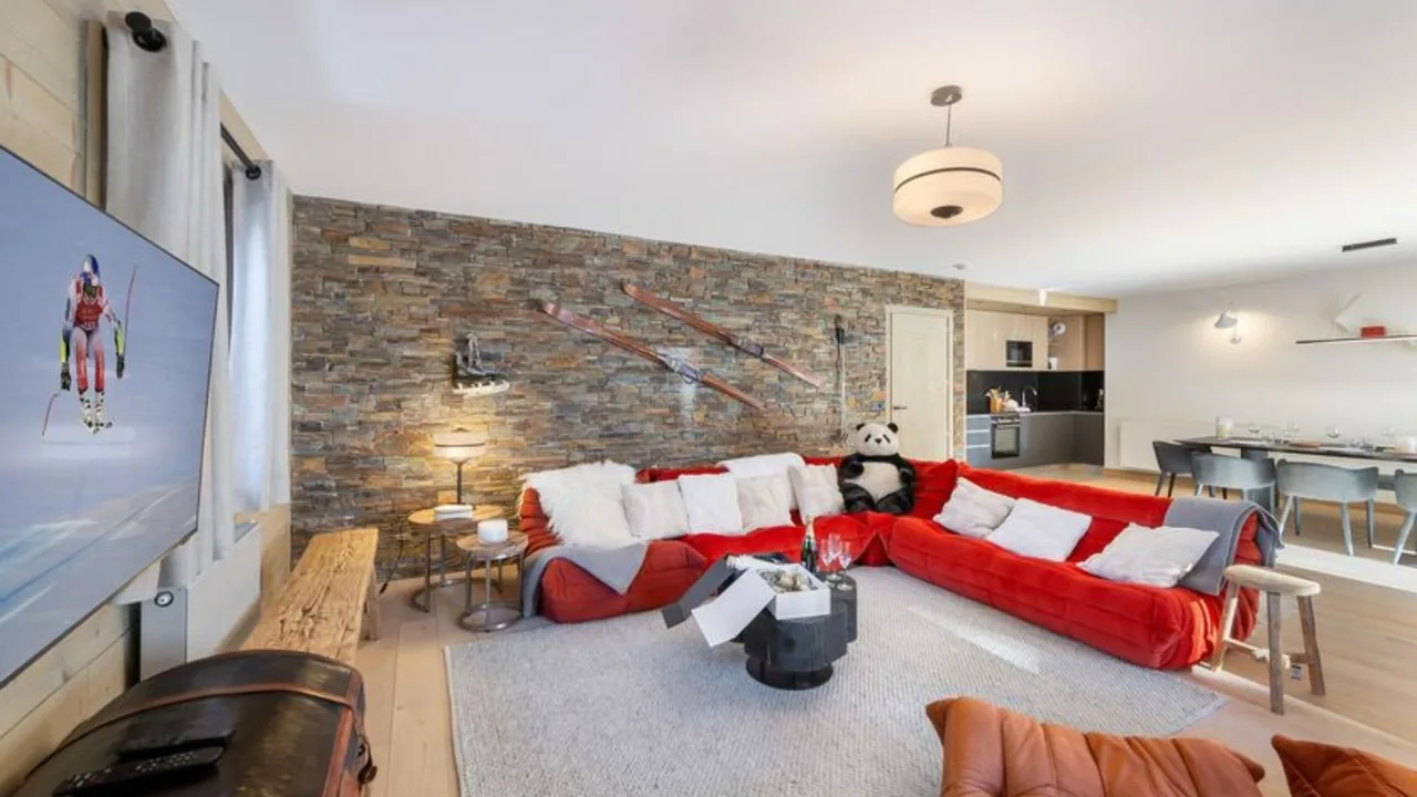Stylish Meribel Getaway With Fireplace Warmth photo 3