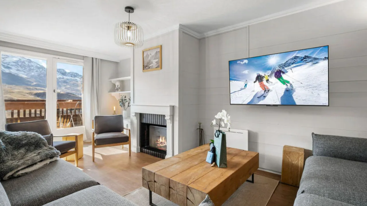 Premium Val Thorens Apartment With Pool photo 2