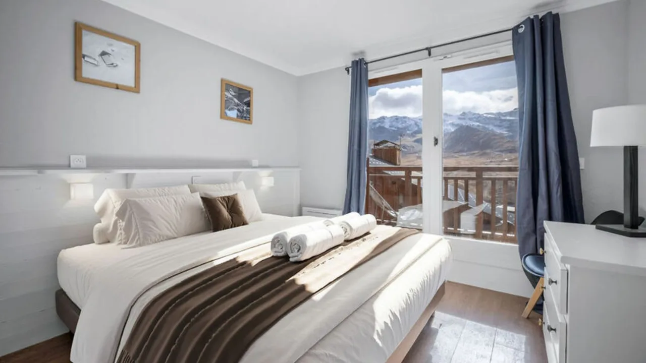 Premium Val Thorens Apartment With Pool photo 3