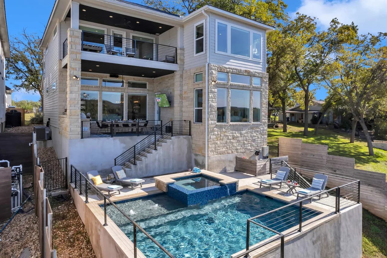 Waterside Hot Tub Villa in Burnet County photo 2
