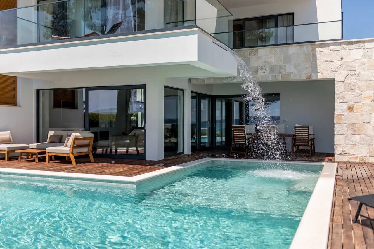 Kaštel's Hidden Gem Seafront 5BR Luxury Villa photo 2