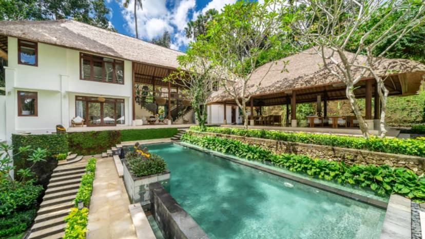 Balinese Villa With Private Plunge Retreat