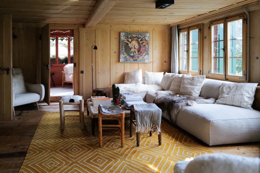 Swiss Chalet Near Gstaad: Luxury, Spa & Views