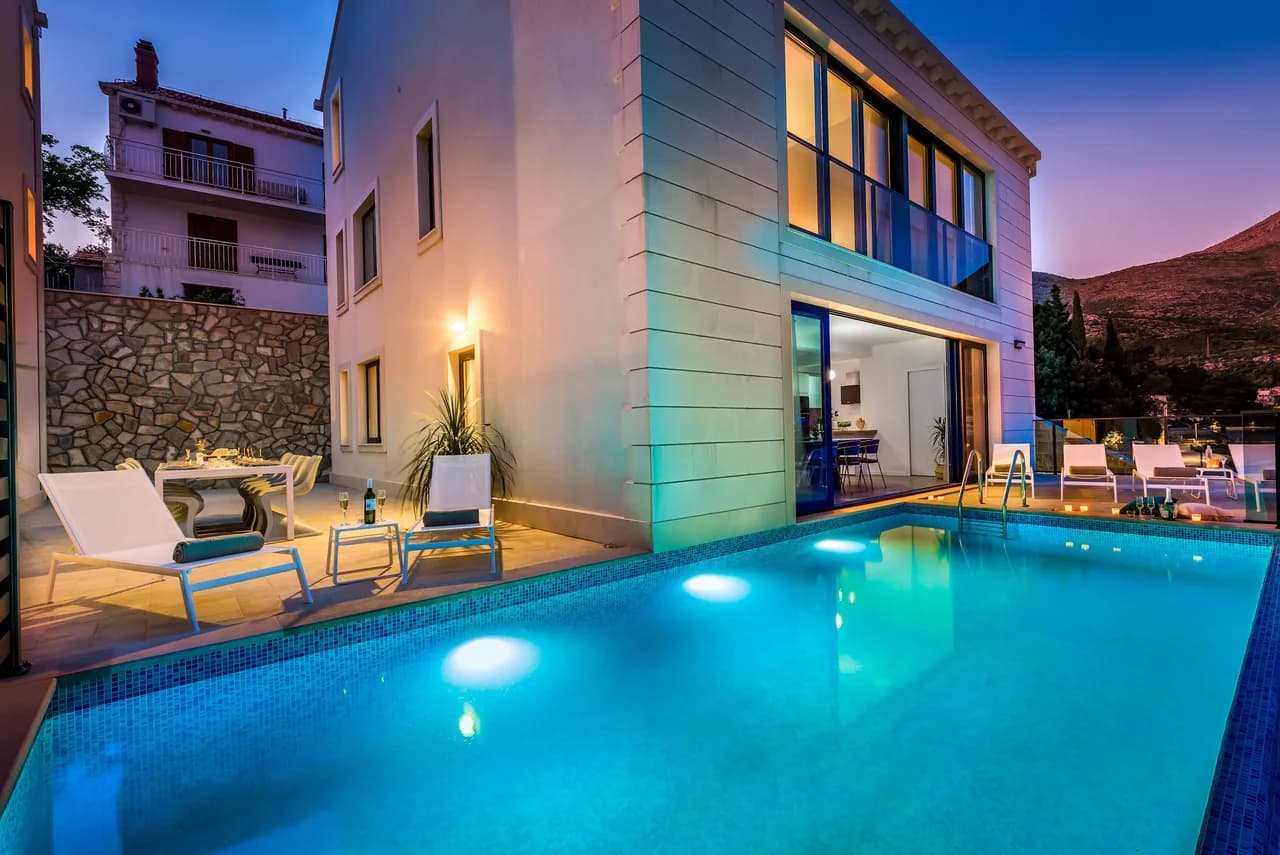 Slano Exquisite Villa 5BR Oceanfront Oasis photo 2