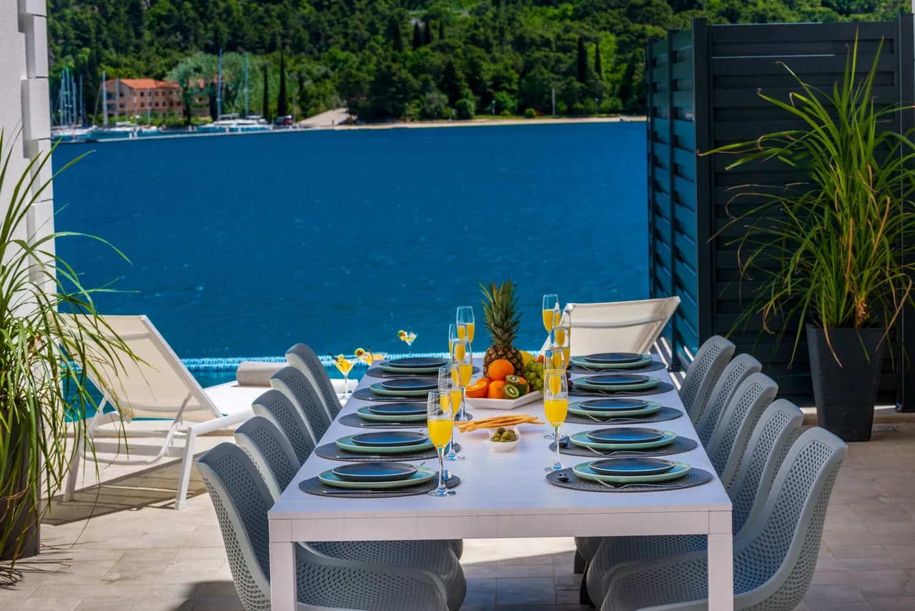 Slano Exquisite Villa 5BR Oceanfront Oasis photo 5