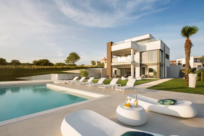 Private Haven Pula Luxury Villa 4BR w/ Jacuzzi