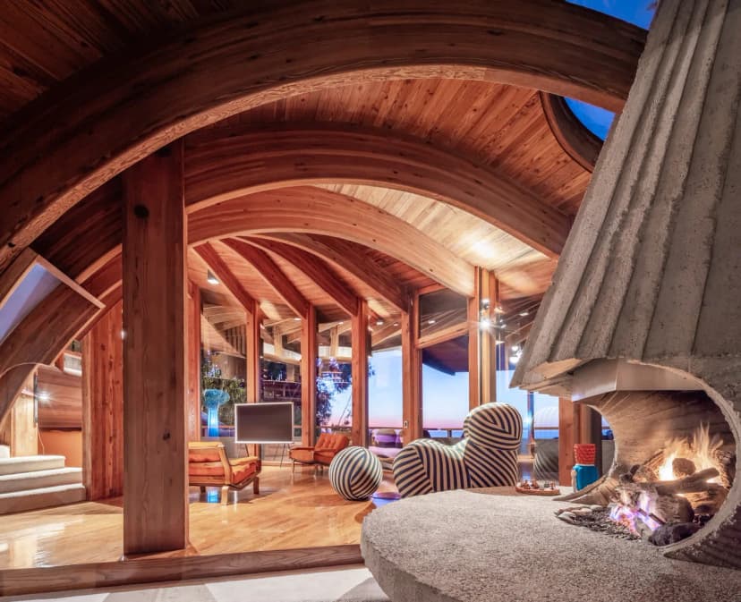 Oceanfront Luxury Home in La Jolla