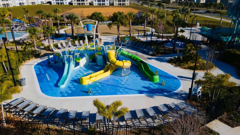Family Luxury 9BR Villa Poolside Bliss n Pool Table Fun