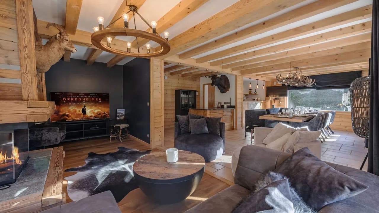 Spacious Mountain Chalet in La Côte-d'Arbroz photo 5