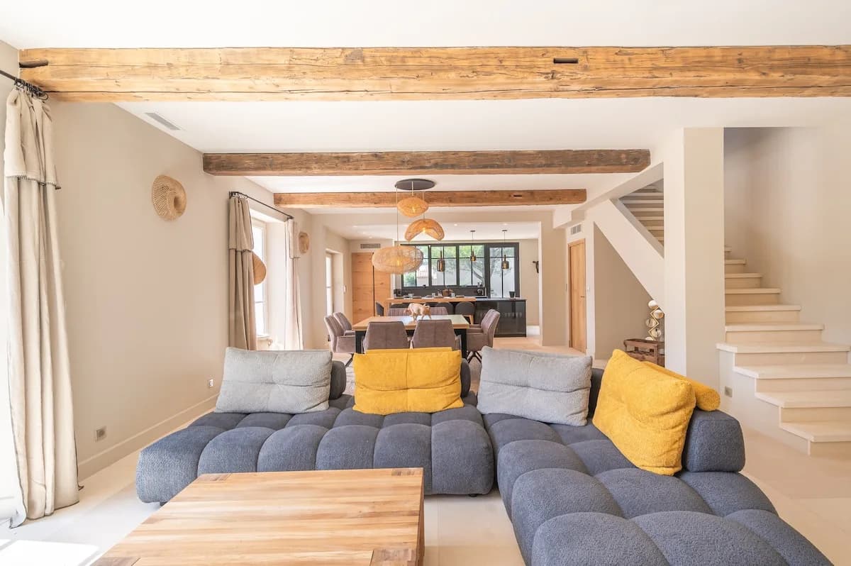 Elegant Four Bedroom Villa in Saint-Rémy-de-Provence photo 4
