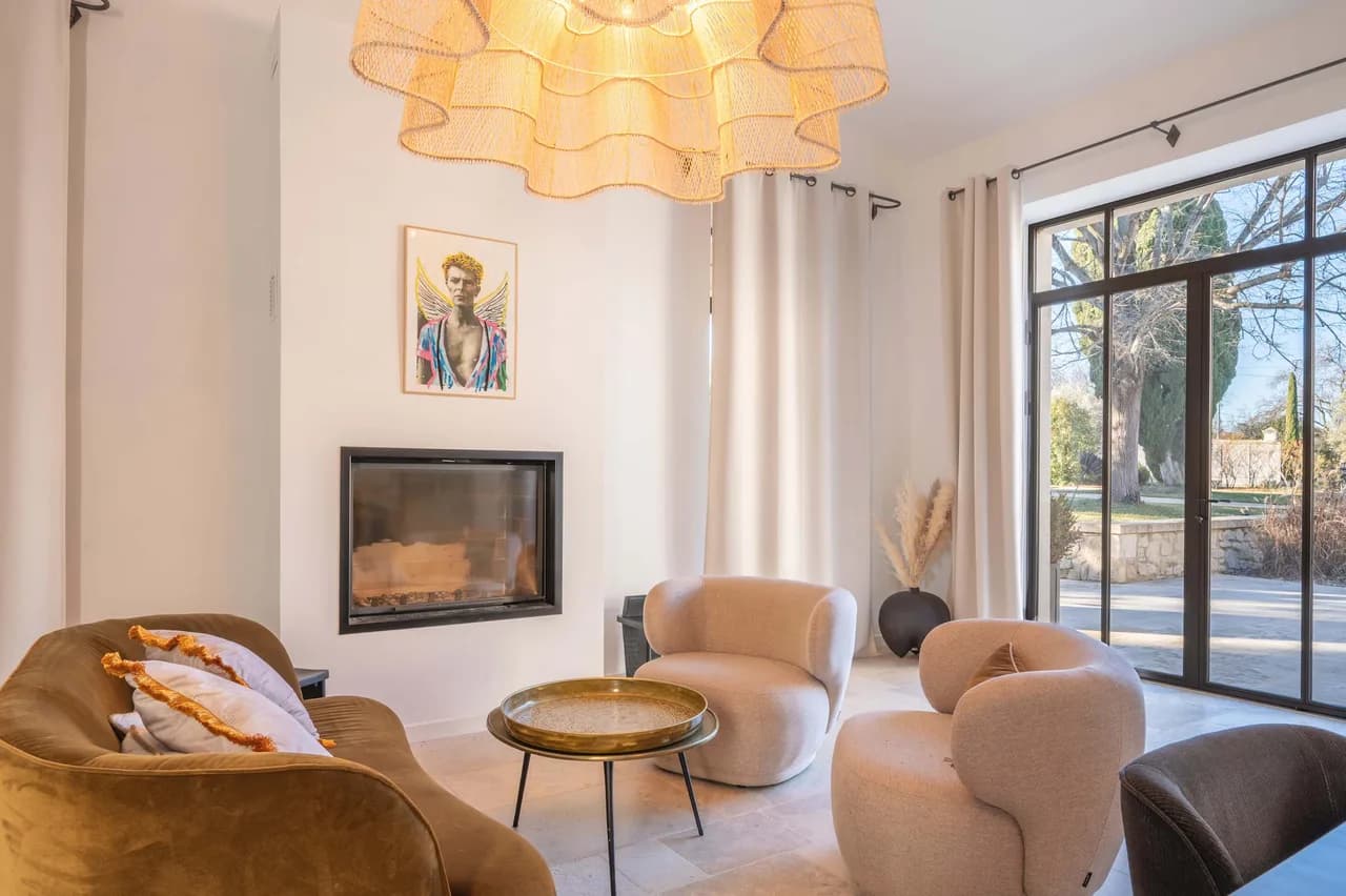 Elegant Six Bedroom Villa in Saint-Rémy-de-Provence photo 4