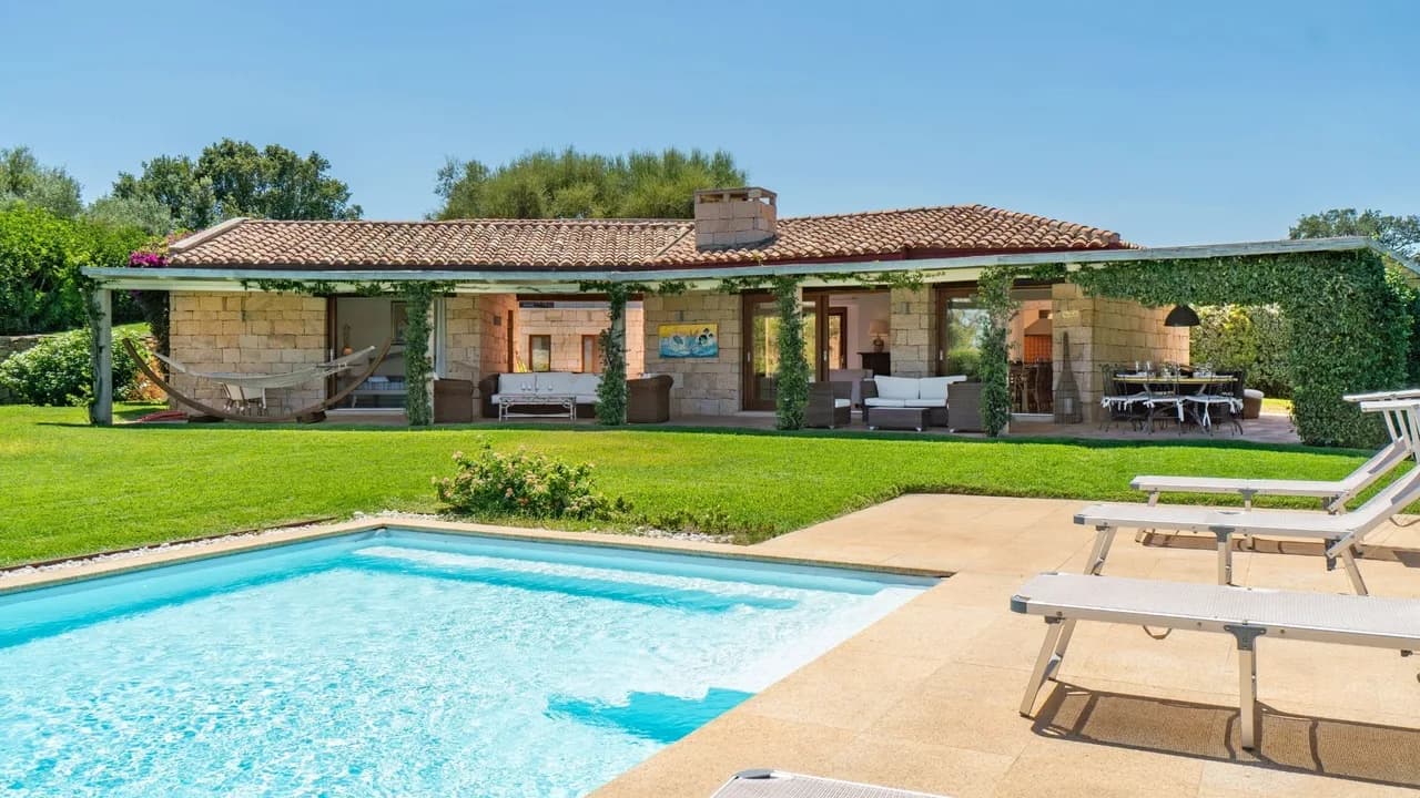 Exclusive Sardinian Villa Near Cala Brandinchi