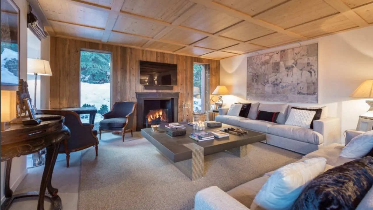 Charming Alpine Chalet With Ski-in Access