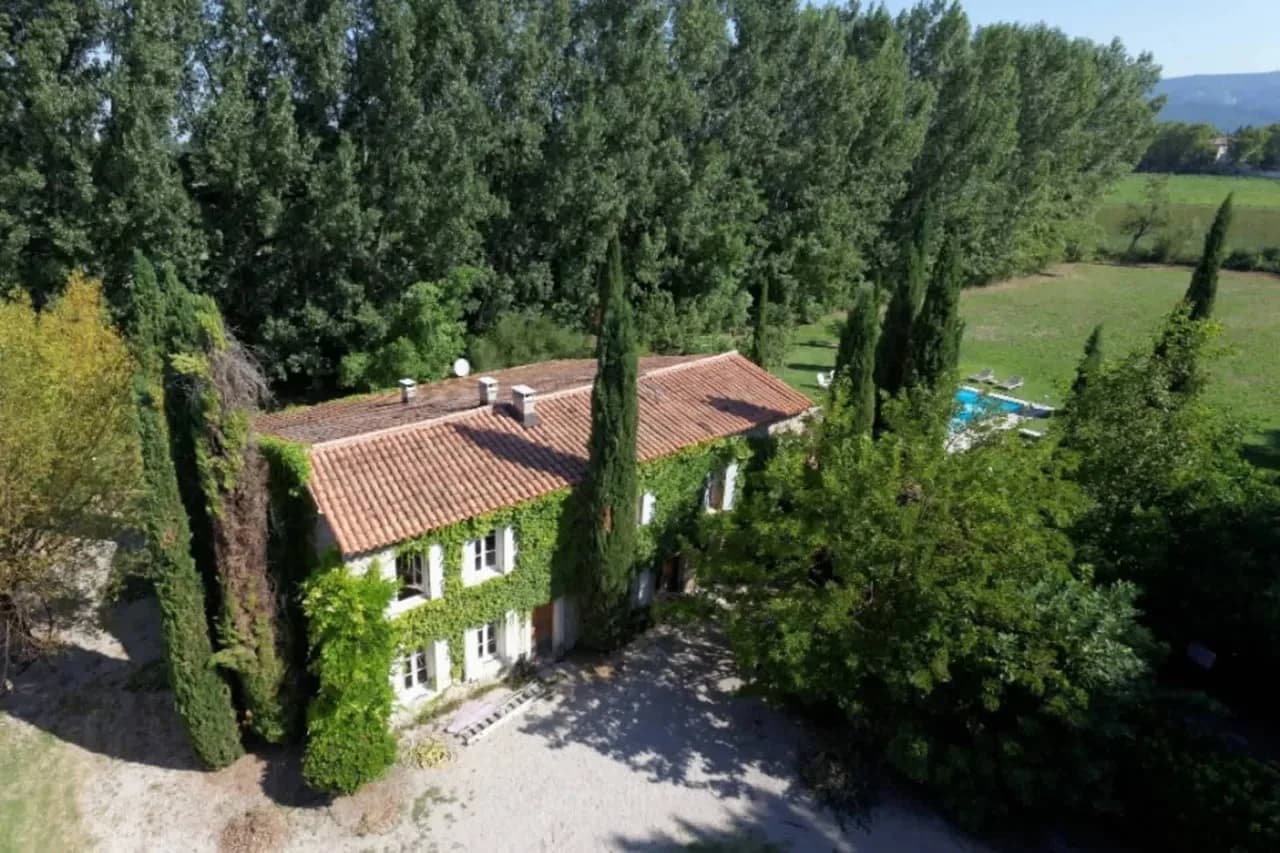 Nature Lover's Provencal Villa in Lagnes, Lubéron