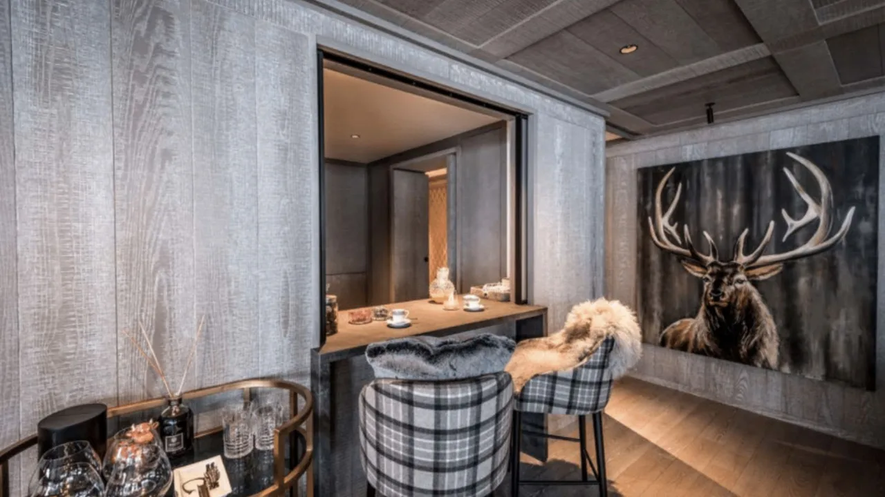 Spacious Ski-in Retreat in Courchevel 1850 photo 4