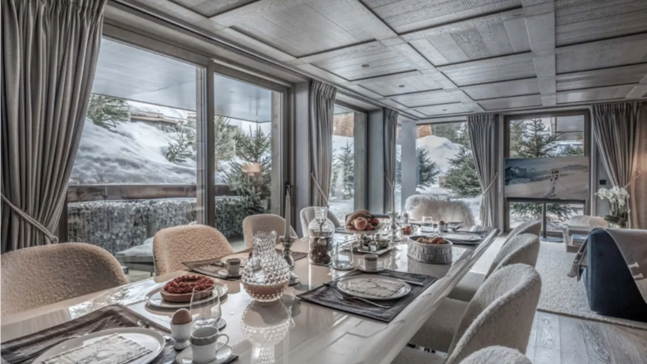 Spacious Ski-in Retreat in Courchevel 1850 photo 5