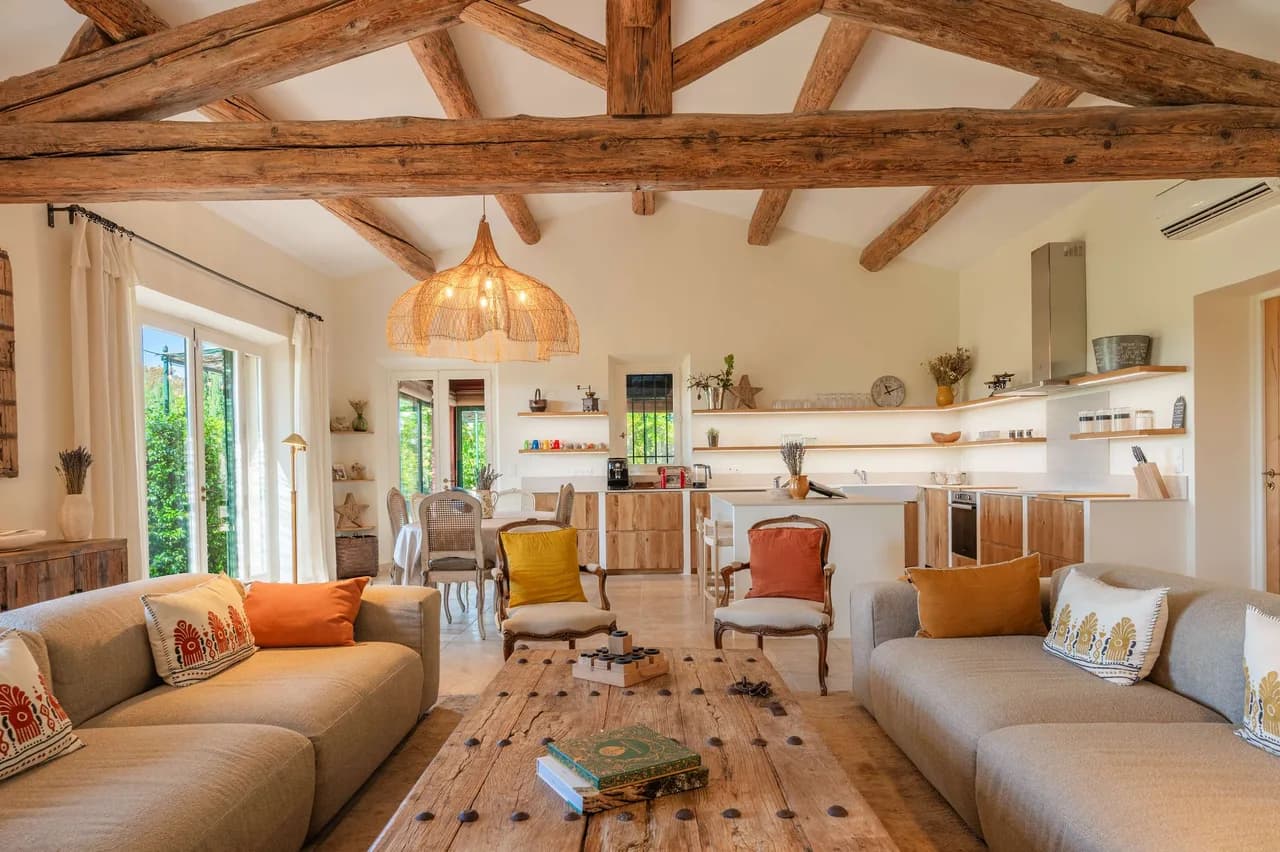 Charming Family Villa with Private Pool in Saint-Rémy-de-Provence photo 4