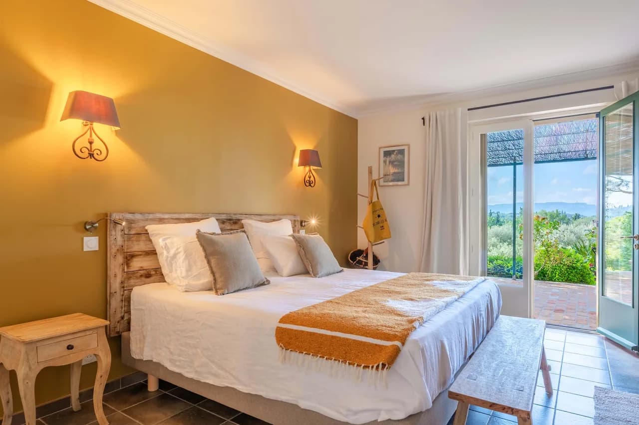 Charming Family Villa with Private Pool in Saint-Rémy-de-Provence photo 5