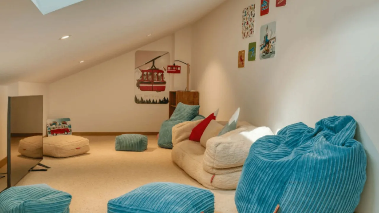 Luxury Courchevel Apartment With Ski Access photo 5