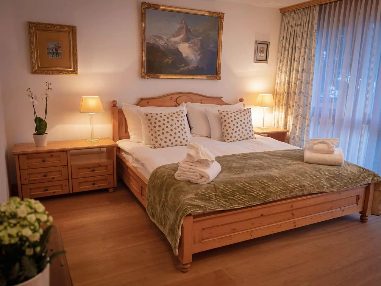 Alpine Loft Apartment, Convenient To Town & Bus photo 3