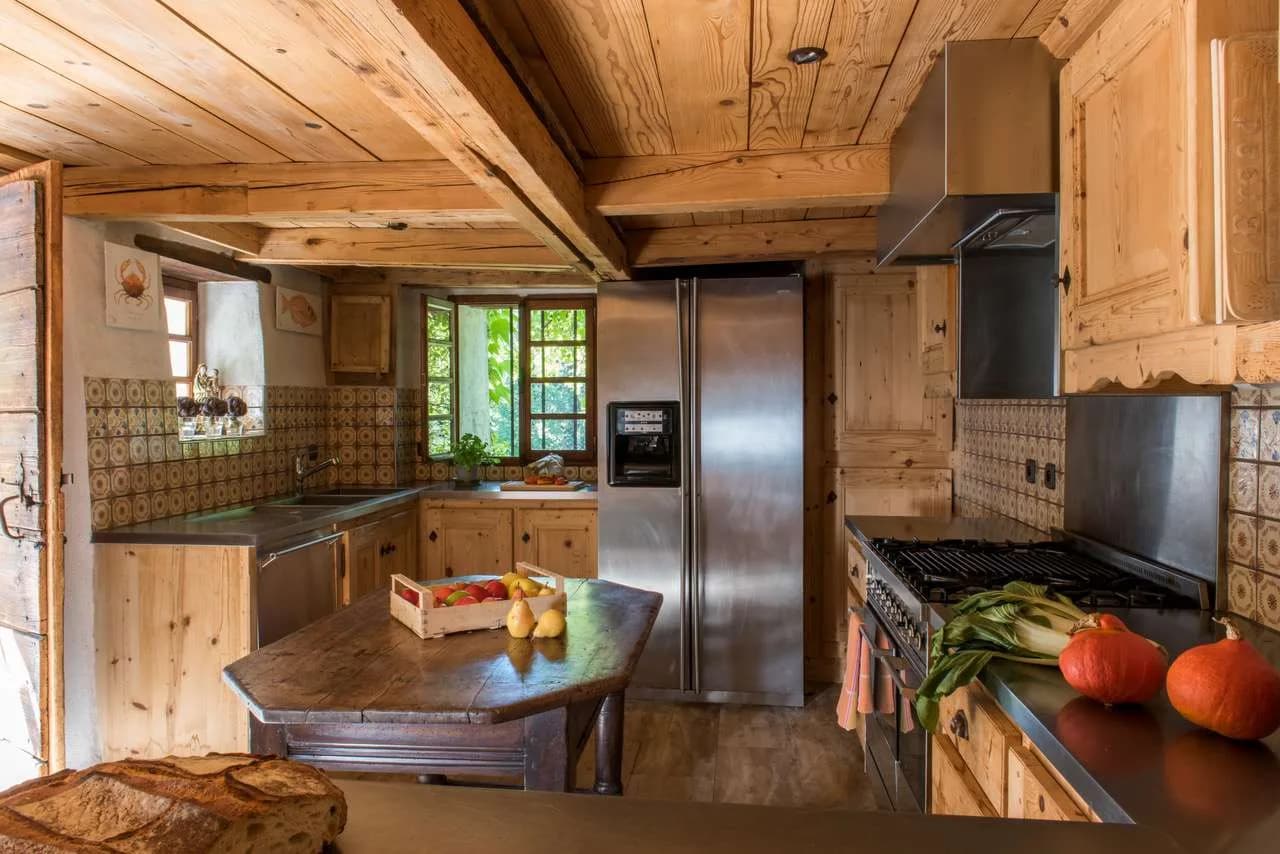 Magnificent Alpine Farmhouse with Ski Access photo 4