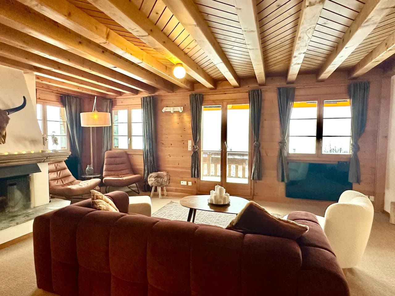 Modern 3 BR Duplex With Huge Panoramic Alps Views photo 2