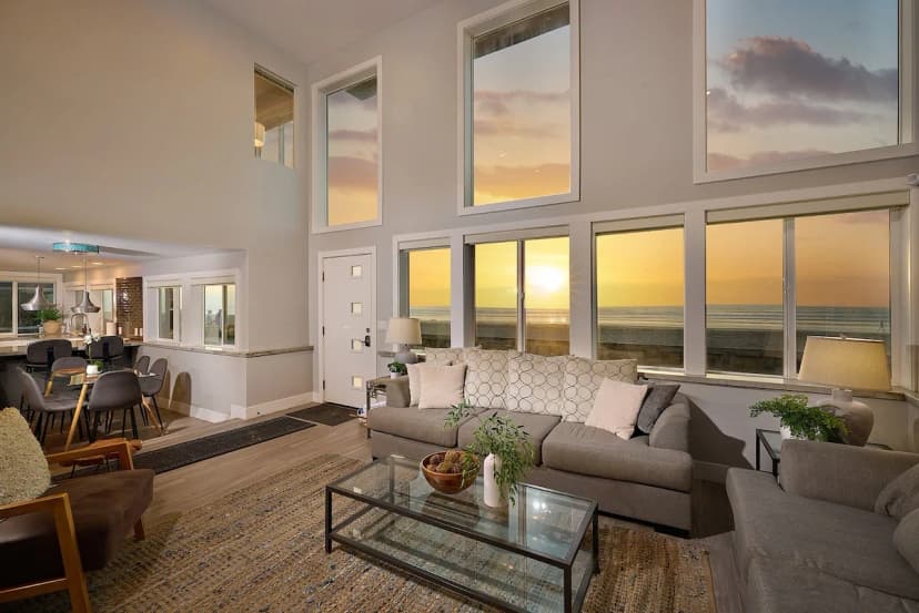 Oceanfront Beach House in San Diego