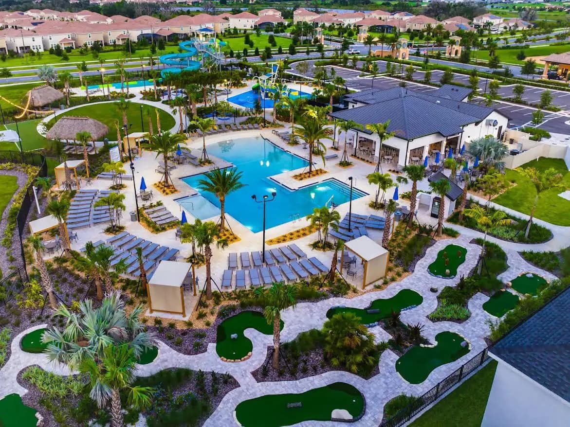 Family-Friendly Eight Bedroom Villa in Kissimmee photo 4