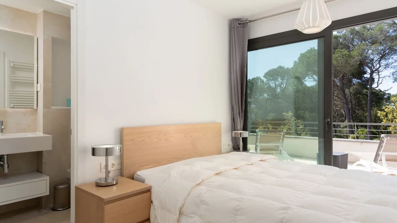 Elegant Getaway in Exclusive Community photo 3