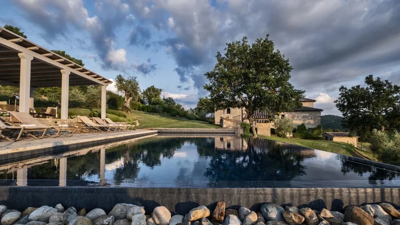 Grand Family Villa With Modern Comfort photo 4