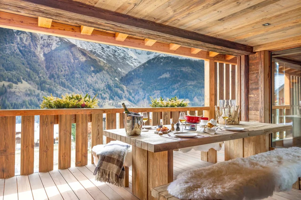 Relaxing 5BR Alpine Chalet With Modern Features photo 5