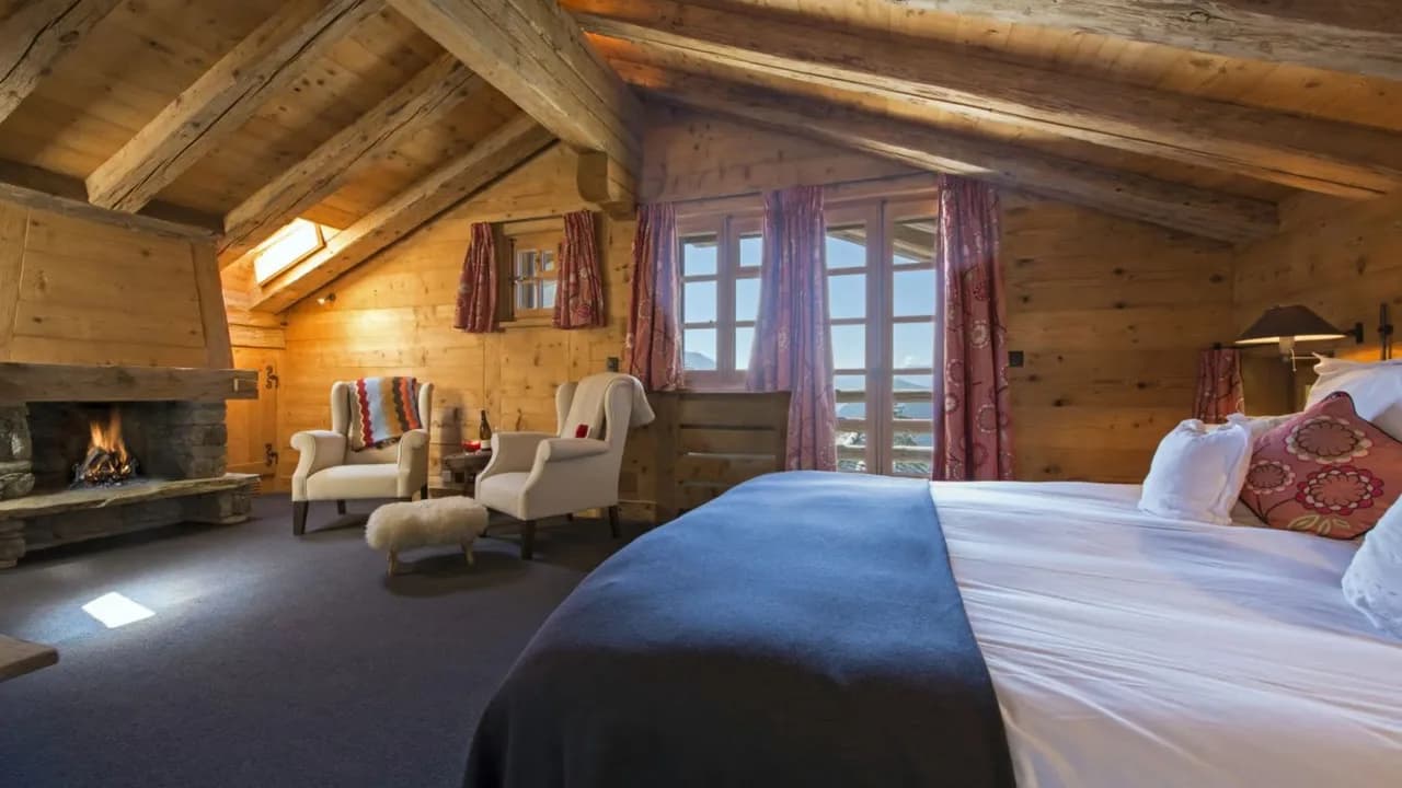 Private Alpine Chalet With Incredible Views photo 2