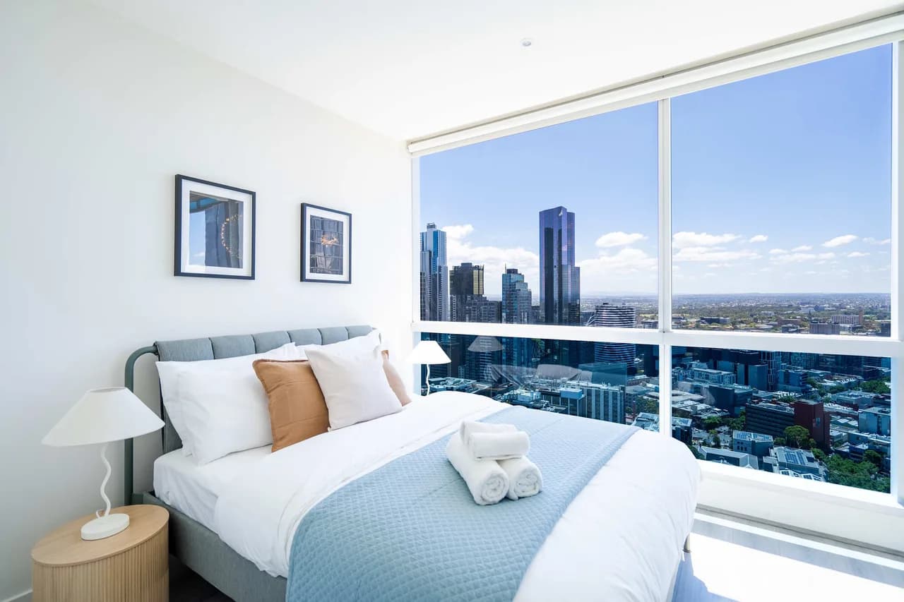 City View Two Bedroom Apartment in Melbourne, Victoria photo 2