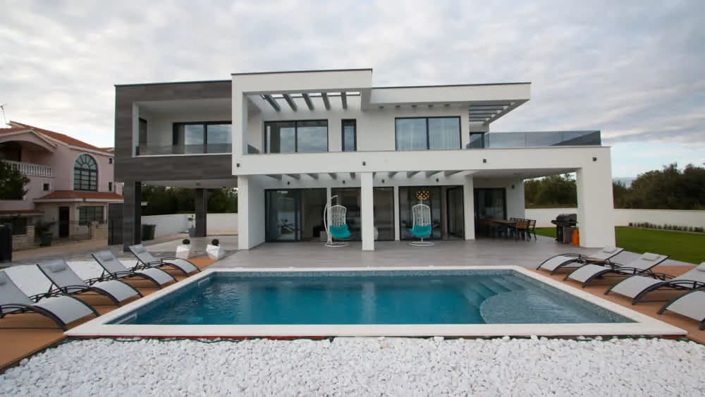 Spacious Villa Near Nin and Zadar