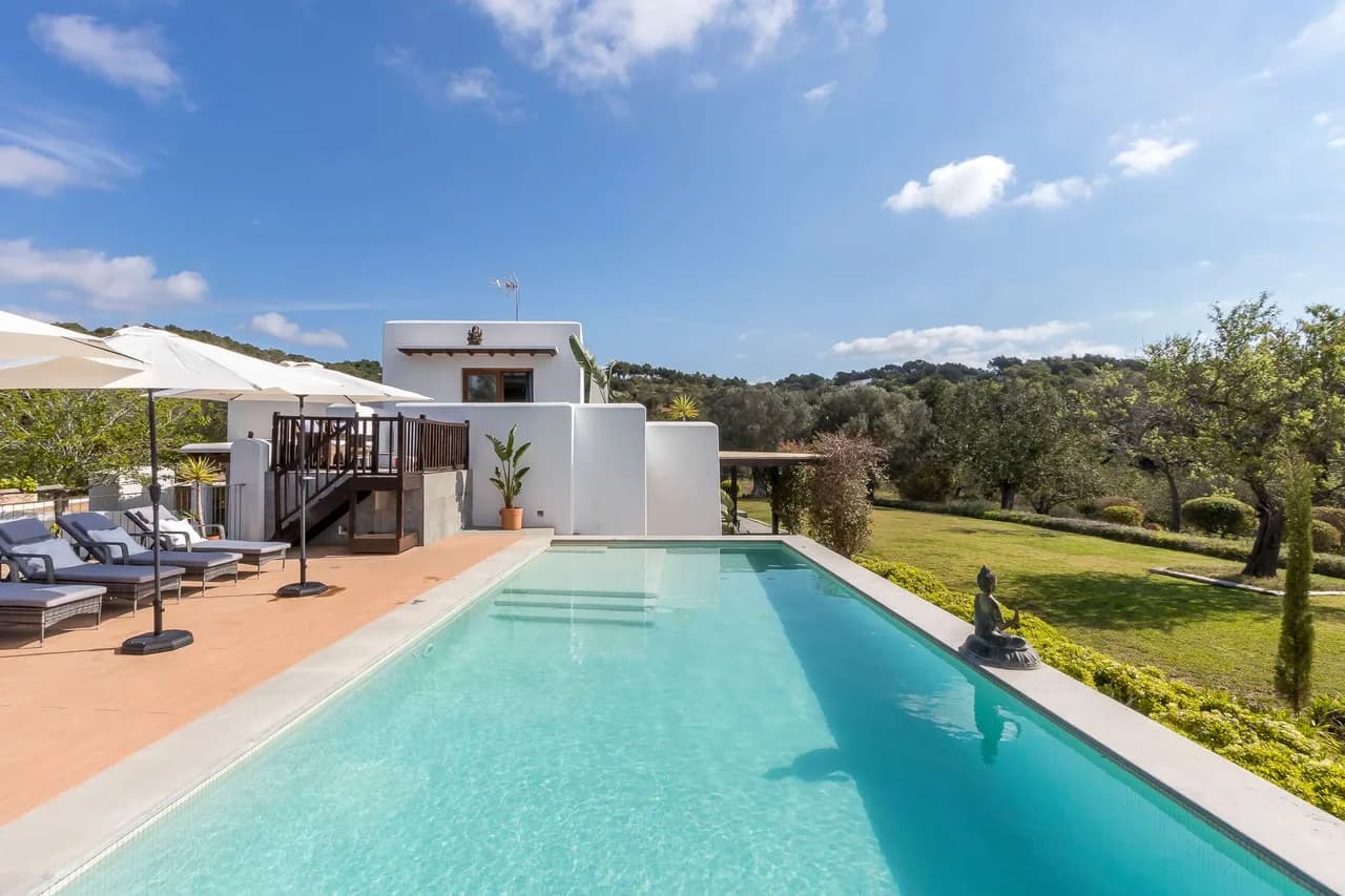 Ibiza's Nature Sanctuary: A Peaceful Getaway