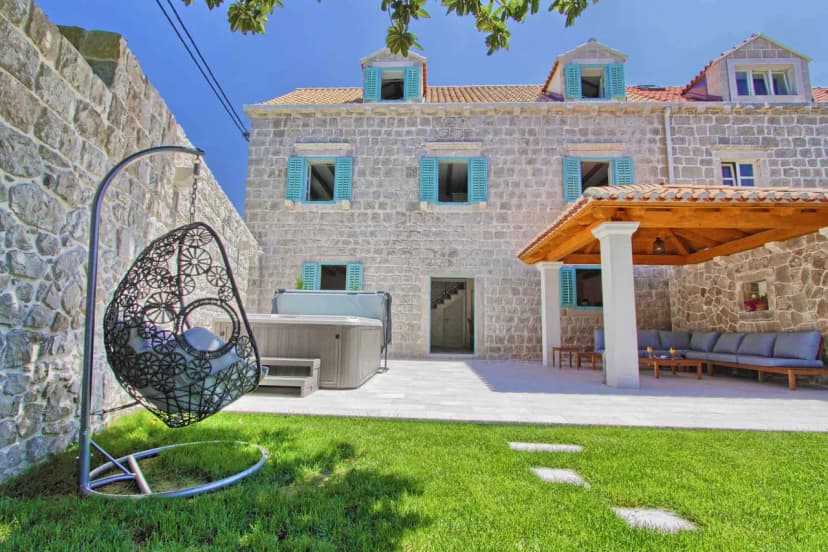 Elegant Villa in Cavtat With Luxury Amenities
