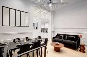 Luxury Paris Duplex 2BDR-6P - Bath and Billard