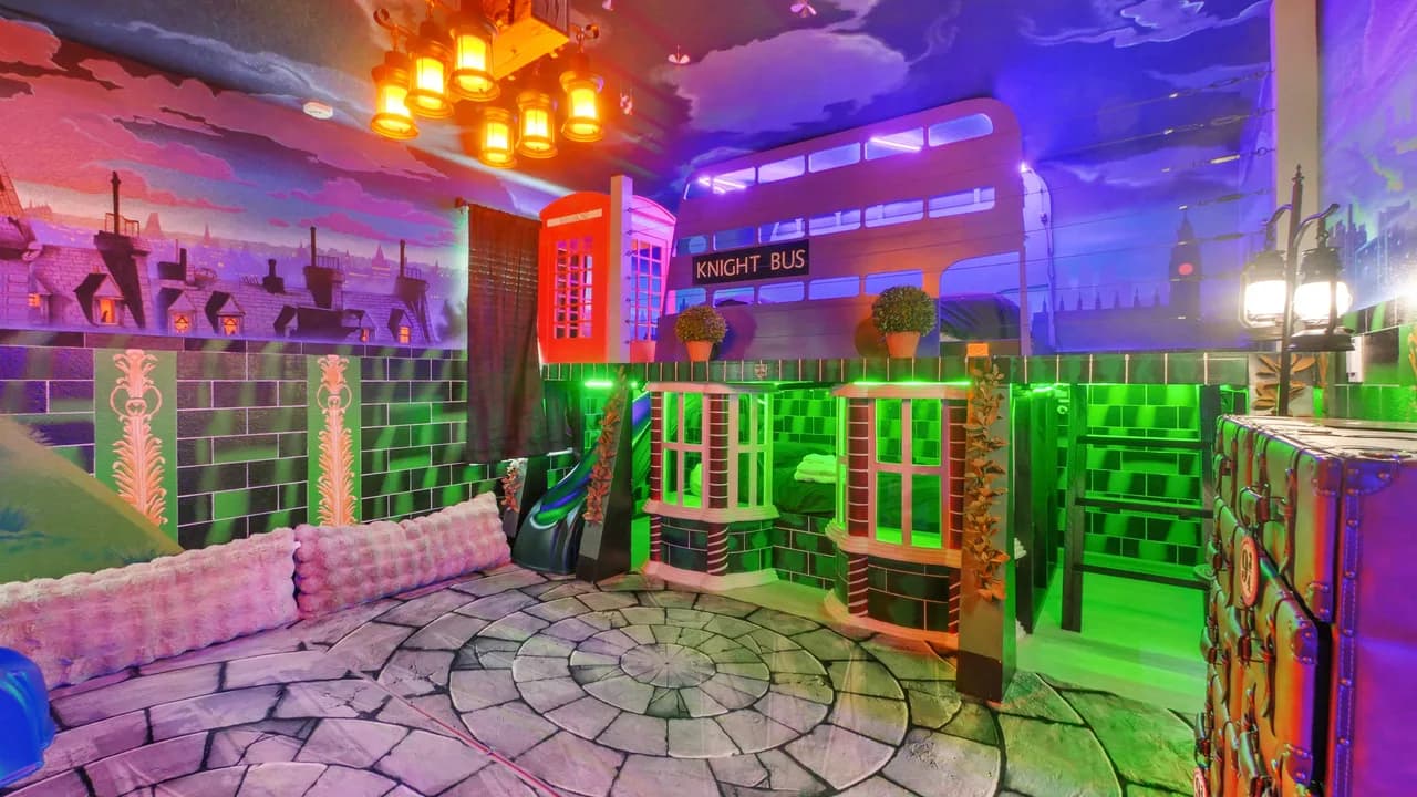 Entertainment-Focused Nine Bedroom Villa in Champions Gate photo 2